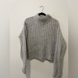 Aerie mock neck turtleneck sweater size medium gray boxy oversized chunky knit